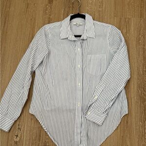 Madewell blue and White Striped Button-Down Shirt women’s size medium